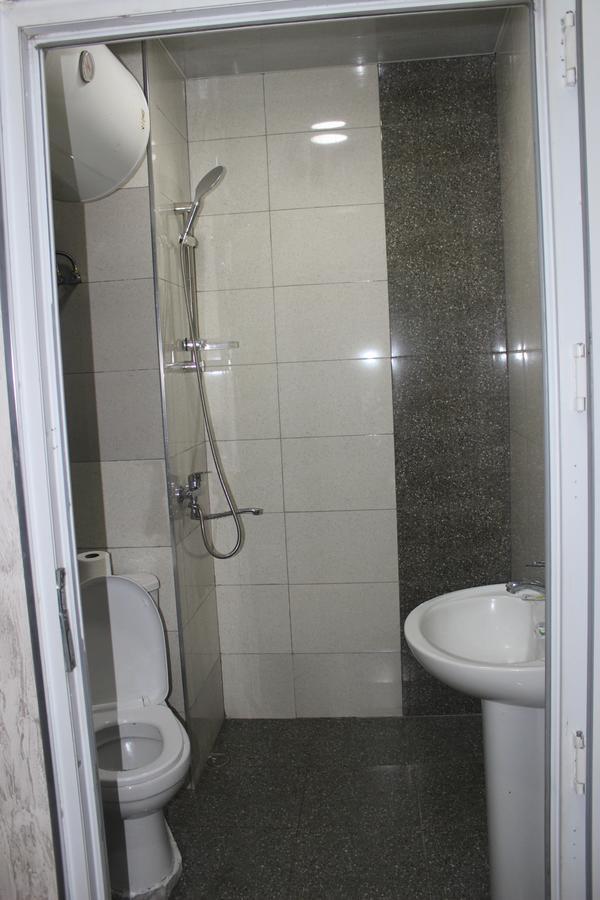 Hotel Belfast Батумі Екстер'єр фото