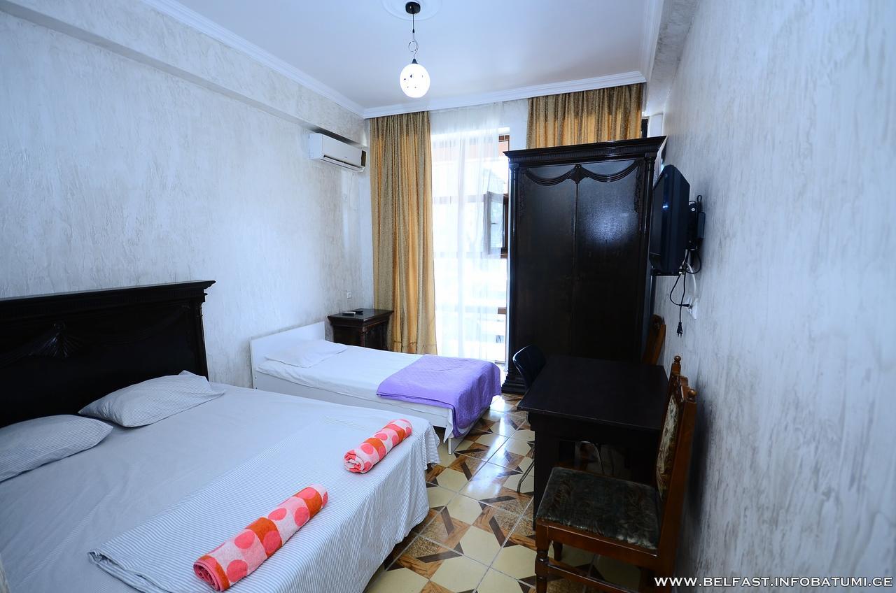Hotel Belfast Батумі Екстер'єр фото
