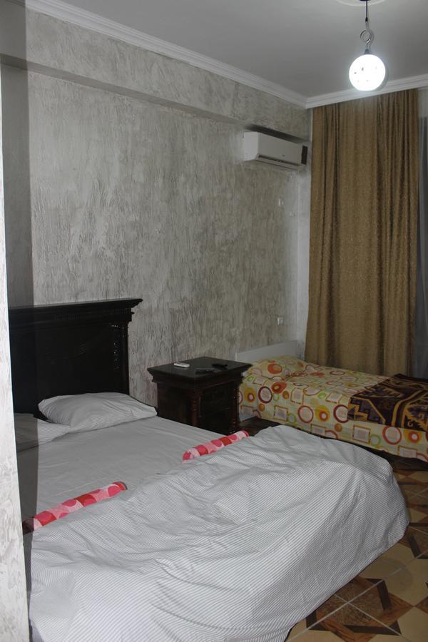 Hotel Belfast Батумі Екстер'єр фото
