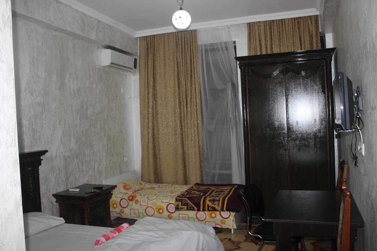 Hotel Belfast Батумі Екстер'єр фото